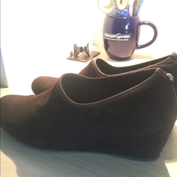 Stuart Weitzman Brown Suede Bootie